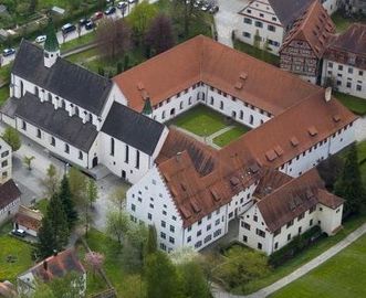 Luftaufnahme des Klosters Heiligkreuztal