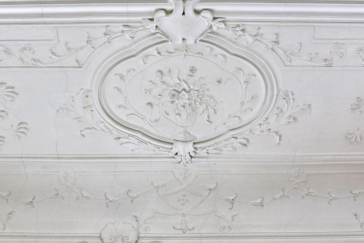 Stuckdetail der Decke der Nonnenempore in der Bruderkirche des Klosters Heiligkreuztal