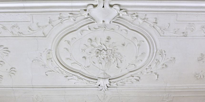 Stuckdetail der Decke der Nonnenempore in der Bruderkirche des Klosters Heiligkreuztal