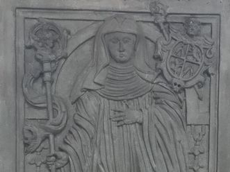 Kloster Heiligkreuztal, Grabdenkmal der Äbtissin Anna von Holzing